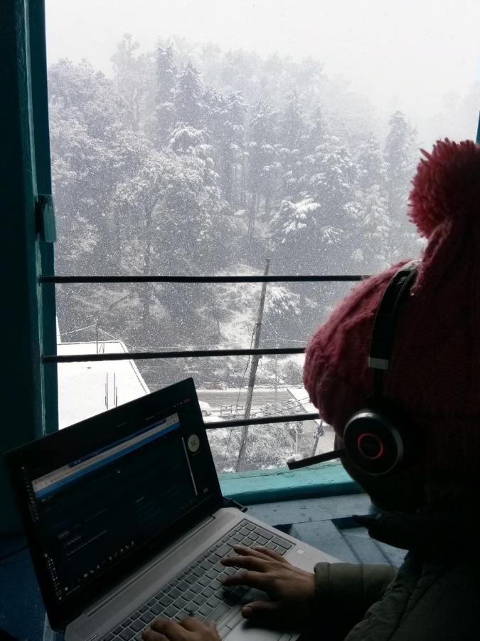 Mohraj Home Stay Bhowali Eksteriør bilde