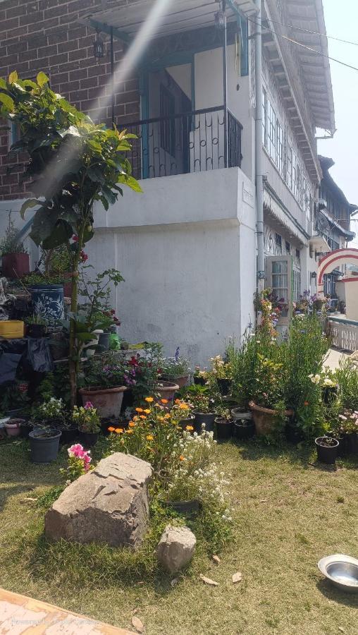 Mohraj Home Stay Bhowali Eksteriør bilde